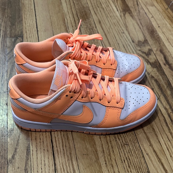 Nike Dunks - Picture 2 of 5